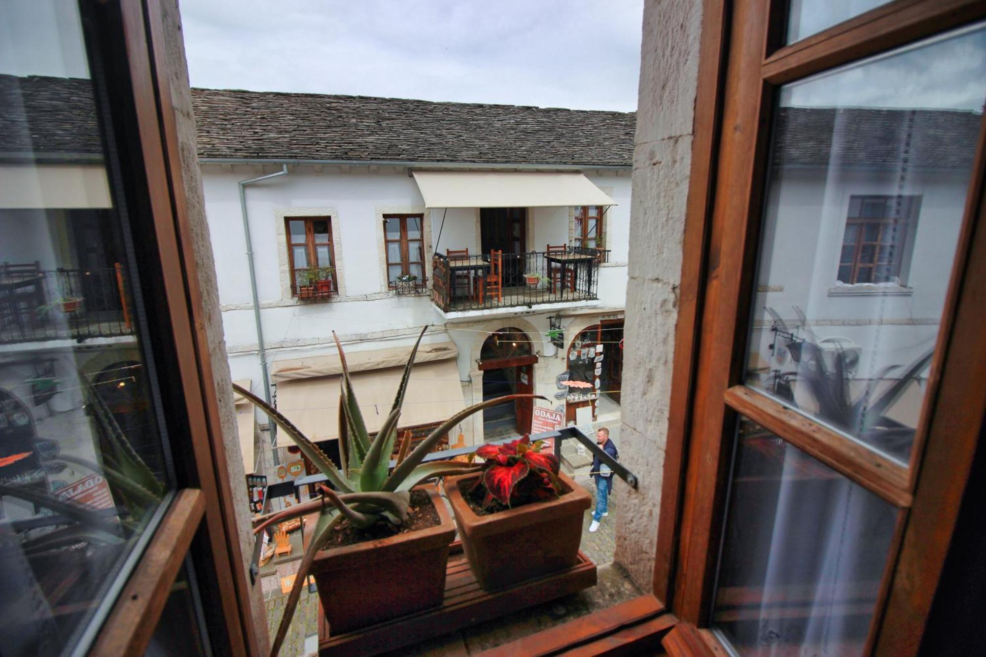 Grey Stone Guest house Gjirokaster